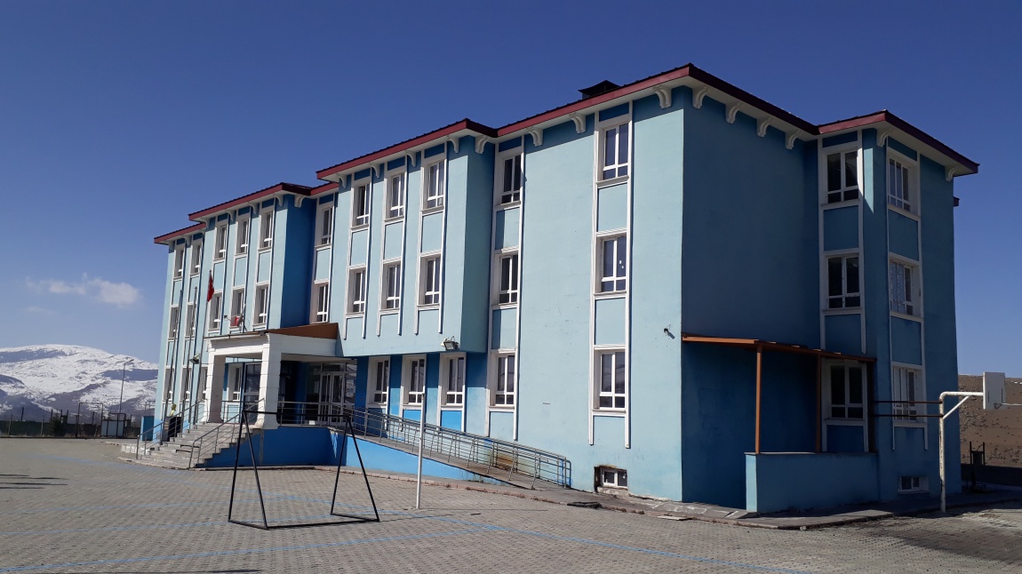 Şehit Oğuzhan Yaşar Anadolu İmam Hatip Lisesi Fotoğrafı